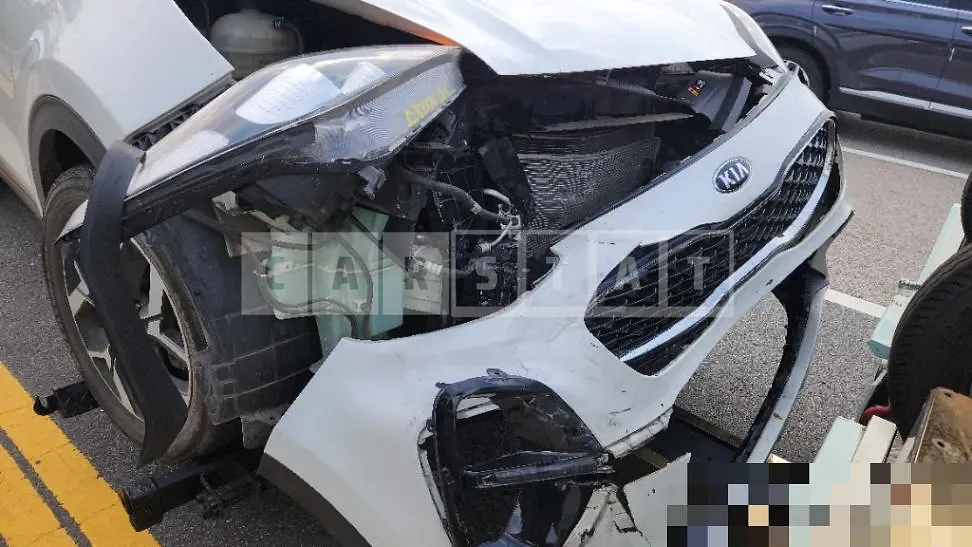 Photo 3 of 3: 2019 Kia Sportage 2.0 — Korean insurance auction