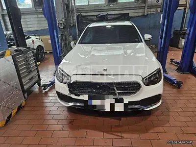 Photo 1 of 29: 2023 Mercedes-Benz E250 — Korean insurance auction