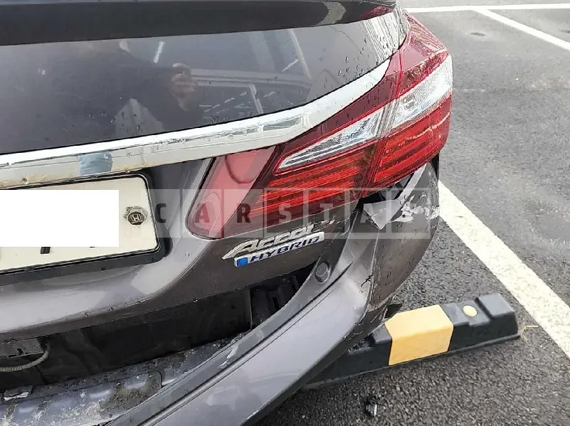 Photo 2 of 24: 2017 Honda Accord Hybrid, VIN JHMCR6650HC201332 — Korean insurance auction