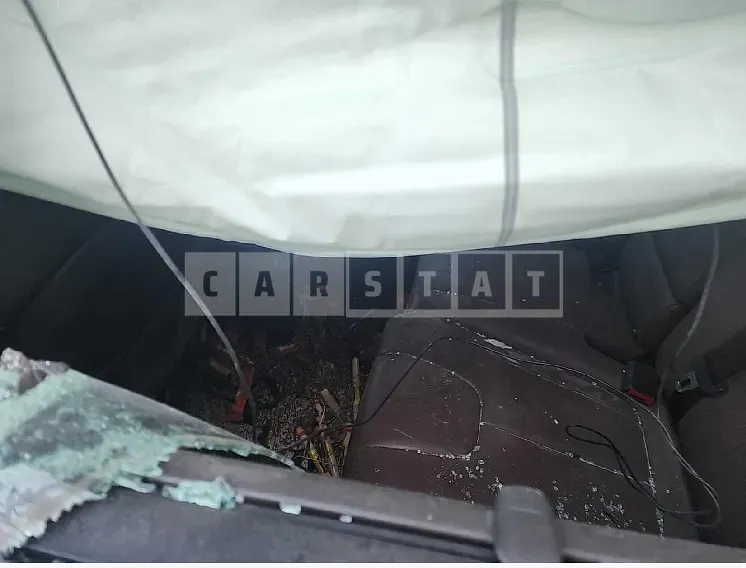 Photo 2 of 23: 2019 Hyundai Santa Fe, VIN KMHS381CBKU136749 — Korean insurance auction