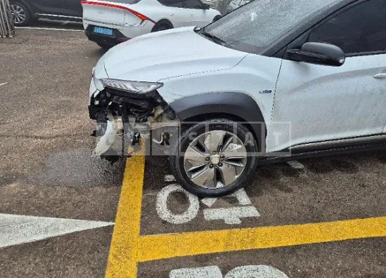 Photo 2 of 12: 2019 Hyundai Kona Electric — Korean insurance auction