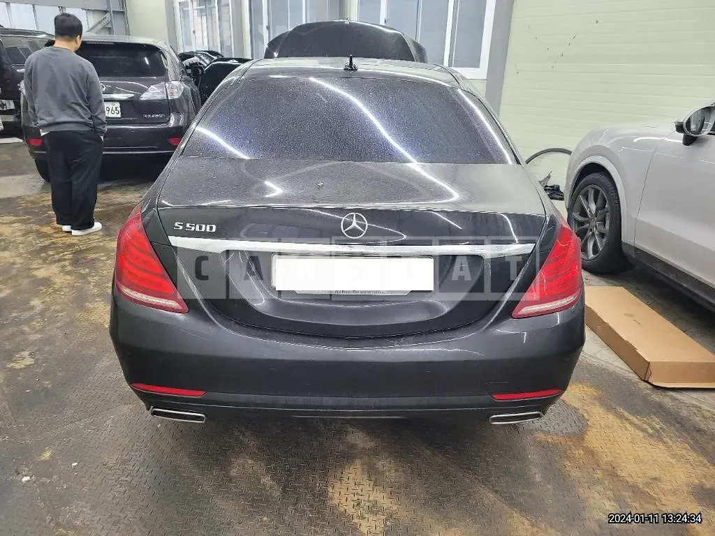 Photo 2 of 50: 2015 Mercedes-Benz S 500 L, VIN WDDUG8CB2FA105690 — Korean insurance auction