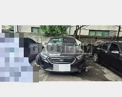 Photo 1 of 17: 2016 Ford Taurus — Korean insurance auction