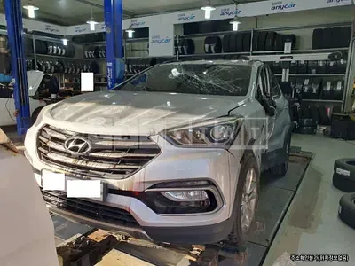 Photo 1 of 8: 2016 Hyundai Santa Fe — Korean insurance auction