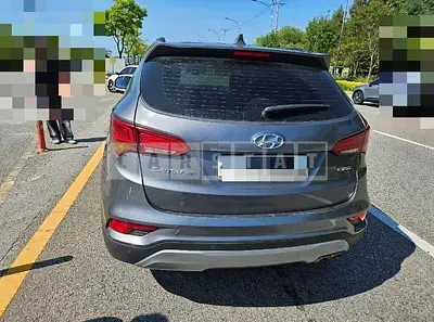 Photo 1 of 6: 2015 Hyundai Santa Fe DM 2.2 — Korean insurance auction