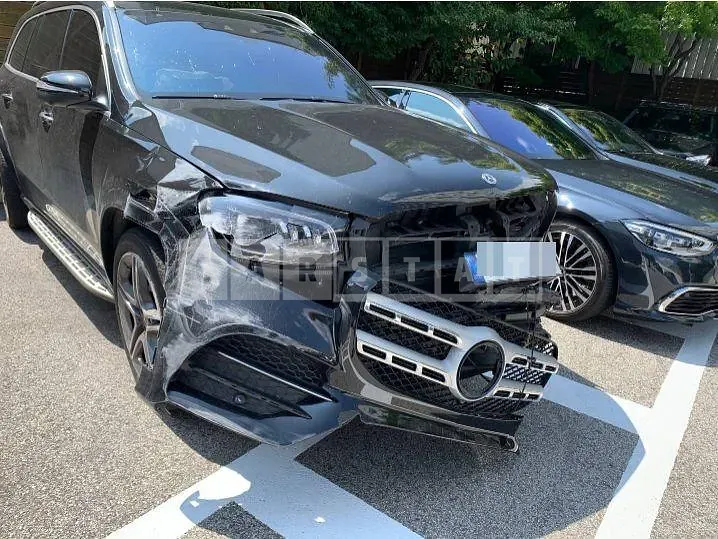 Photo 2 of 34: 2022 Mercedes-Benz GLS400 d 4Matic — Korean insurance auction