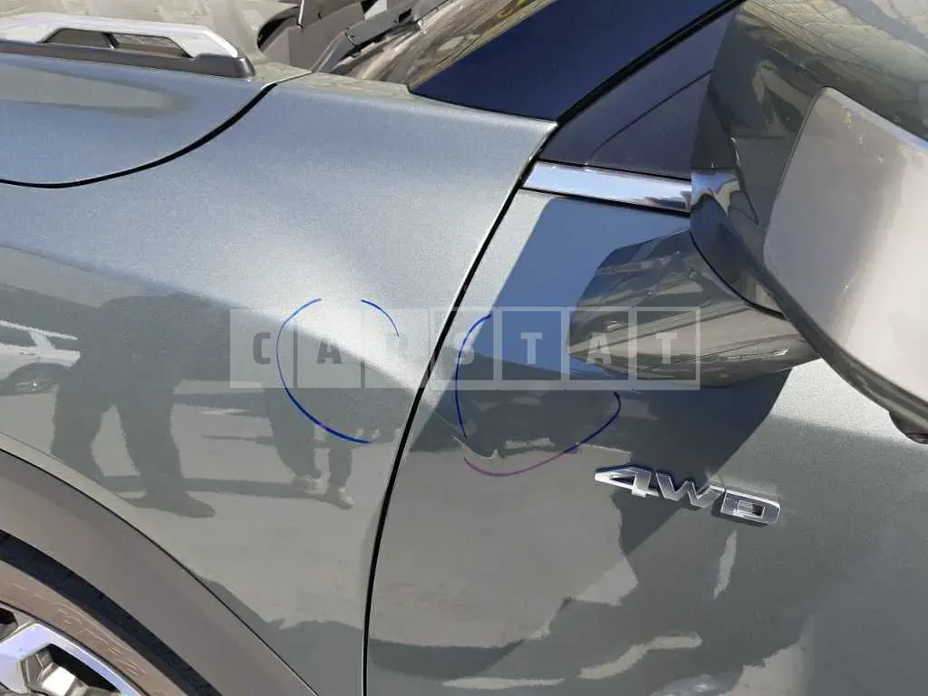 Photo 2 of 12: 2015 Hyundai Santa Fe — Korean insurance auction