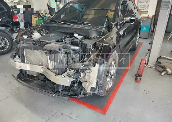 Photo 2 of 14: 2021 Kia Sorento, VIN KNARK81BGMA015150 — Korean insurance auction