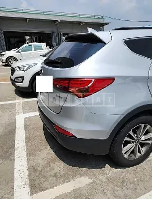 Photo 2 of 16: 2015 Hyundai Santa Fe, VIN KMHSW81UBFU512210 — Korean insurance auction