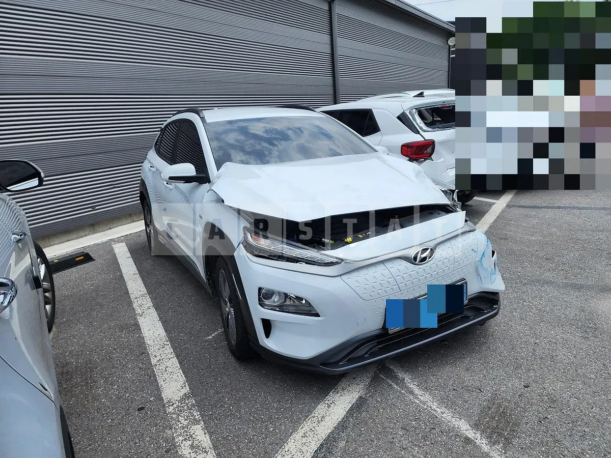 Photo 2 of 4: 2018 Hyundai Kona Electric — Korean insurance auction