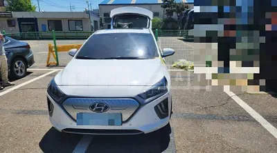 Photo 1 of 10: 2020 Hyundai IONIQ Electric — Korean insurance auction