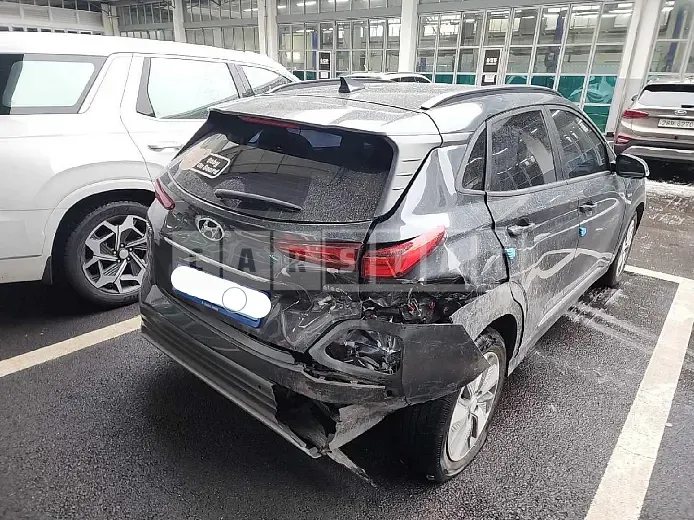 Photo 2 of 16: 2019 Hyundai Kona Electric, VIN KMHK381GFKU038989 — Korean insurance auction