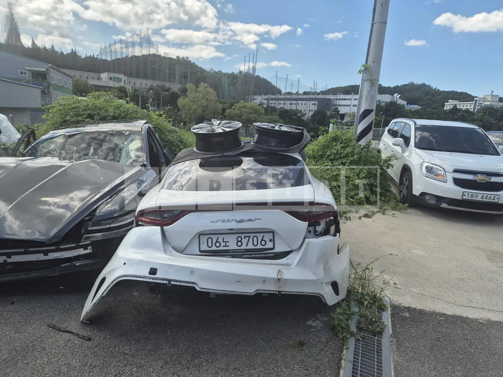Photo 2 of 6: 2019 Kia Stinger 2.0 — Korean insurance auction