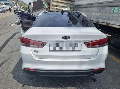 Photo 1 of 7: 2016 Kia K5 2.0 — Korean insurance auction