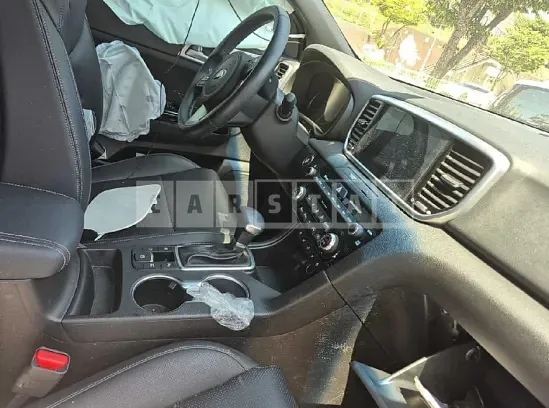 Photo 2 of 34: 2019 Kia Sportage — Korean insurance auction