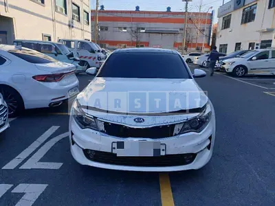 Photo 1 of 11: 2016 Kia K5 2.0, VIN KNAGX411BGA083042 — Korean insurance auction