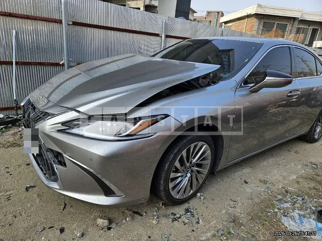 Photo 2 of 51: 2023 Lexus ES300h — Korean insurance auction