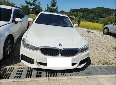 Photo 1 of 28: 2018 BMW 520d — Korean insurance auction