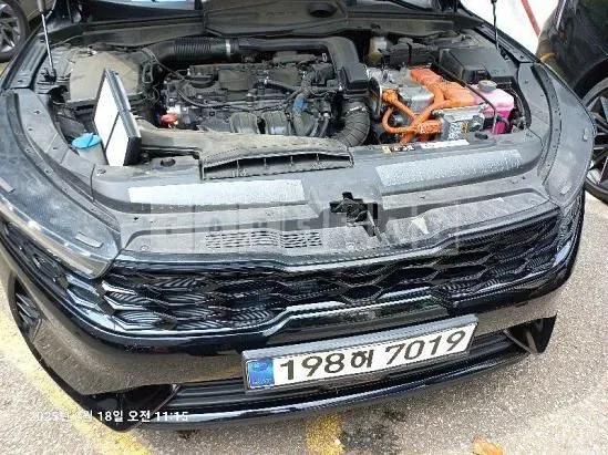 Photo 2 of 16: 2023 Kia K5 — Korean insurance auction