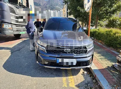 Photo 1 of 40: 2020 Kia Sorento, VIN KNARH81BGMA012954 — Korean insurance auction