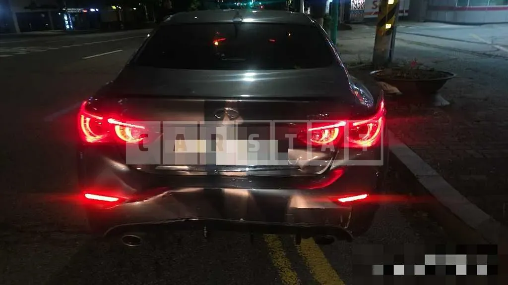 Photo 2 of 27: 2015 Infiniti Q50 2.2d — Korean insurance auction