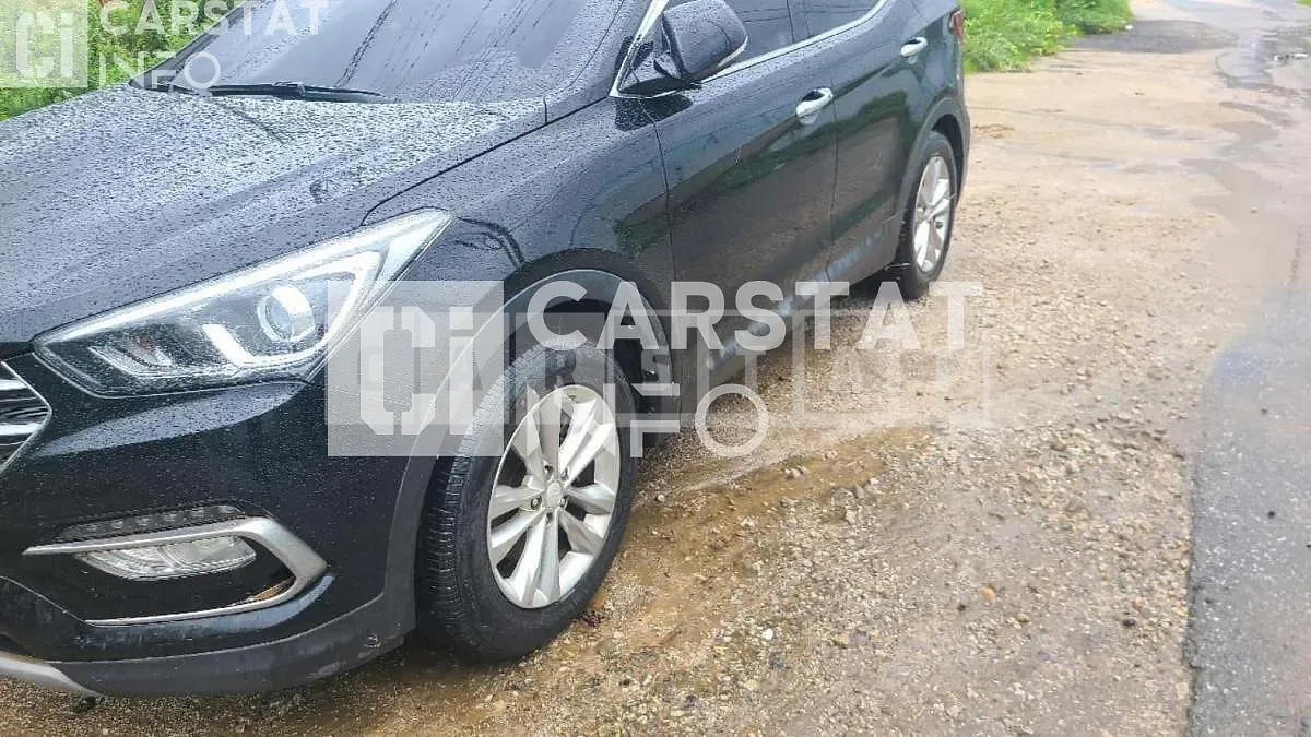 Photo 3 of 3: 2017 Hyundai Santa Fe 2.0 (2WD) — Korean insurance auction