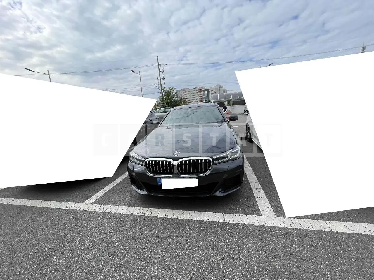 Photo 2 of 21: 2022 BMW 530i, VIN WBA71BH0XPWX88687 — Korean insurance auction
