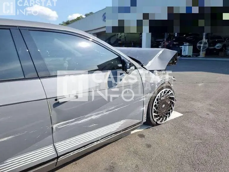 Photo 2 of 10: 2021 Hyundai Modern Ionic 5, VIN KMHKR81AFNU032095 — Korean insurance auction