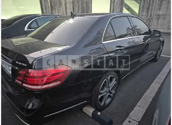 Photo 2 of 27: 2016 Mercedes-Benz E250 BlueTec 4Matic — Korean insurance auction