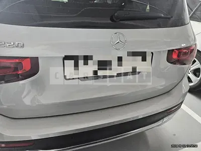 Photo 1 of 30: 2022 Mercedes-Benz GLB220 — Korean insurance auction