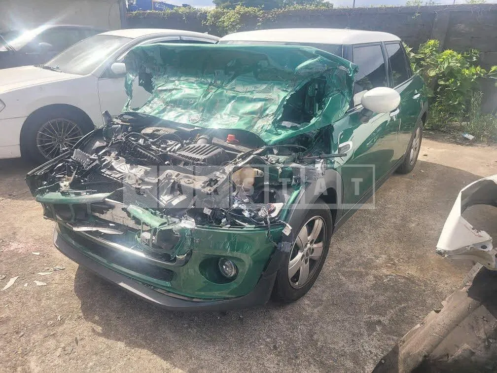 Photo 2 of 23: 2021 MINI Cooper, VIN WMWXV7106M2N70129 — Korean insurance auction