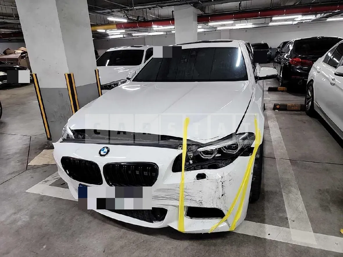 Photo 2 of 35: 2016 BMW 520d xDrive, VIN WBA5E7100GG158433 — Korean insurance auction