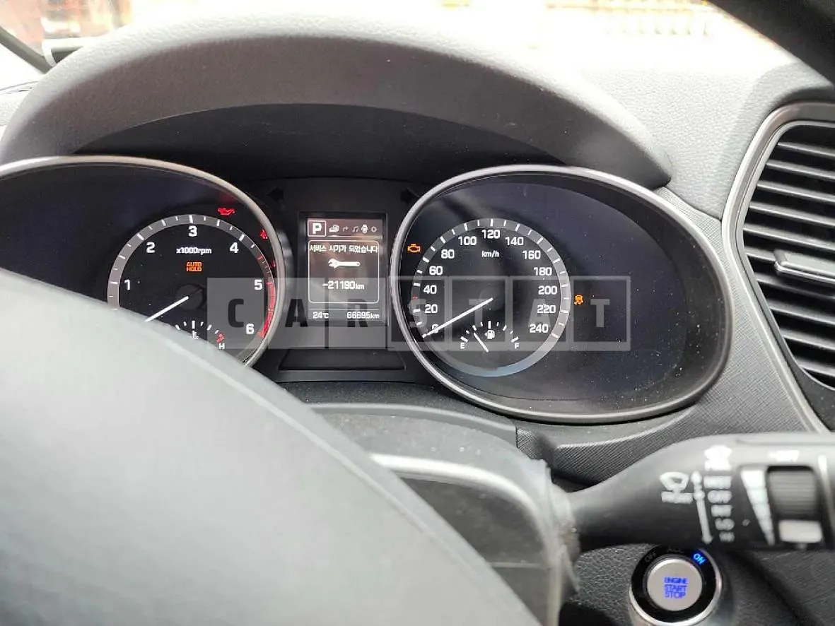 Photo 2 of 207: 2017 Hyundai Santa Fe DM — Korean insurance auction