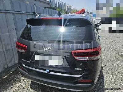 Photo 1 of 6: 2015 Kia Sorento 2.0 — Korean insurance auction