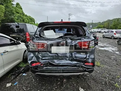 Photo 1 of 34: 2018 Kia Sorento 2.0 (4WD) — Korean insurance auction