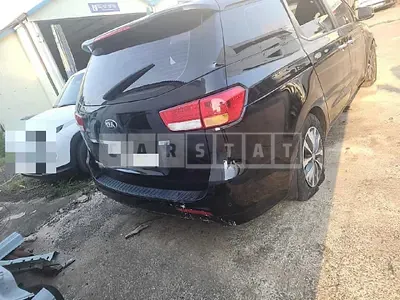 Photo 1 of 19: 2015 Kia Carnivals — Korean insurance auction