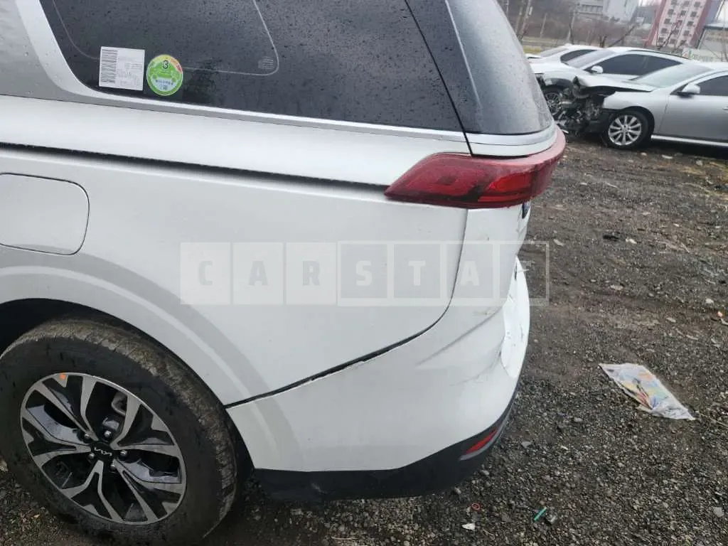 Photo 2 of 8: 2023 Kia Carnival, VIN KNANB81BBPS267550 — Korean insurance auction
