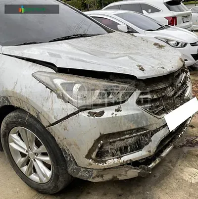 Photo 1 of 20: 2017 Hyundai Santa Fe, VIN KMHSW81UDHU731478 — Korean insurance auction