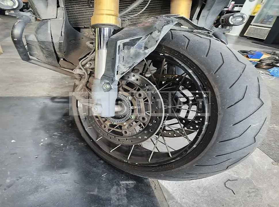 Photo 2 of 9: 2018 Honda X ADV750 — Korean insurance auction