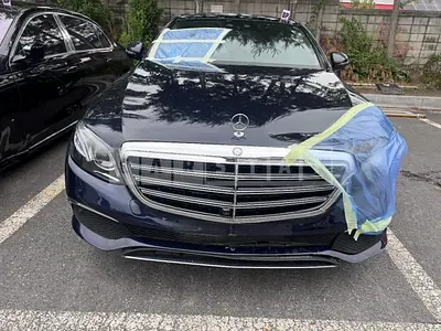 Photo 1 of 42: 2016 Mercedes-Benz E300 4Matic, VIN WDDZF4KB3HA111682 — Korean insurance auction