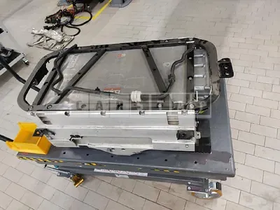 Photo 1 of 5: 2022 Porsche (parts) Panamera 4 e-Hybrid High Voltage Battery — Korean insurance auction