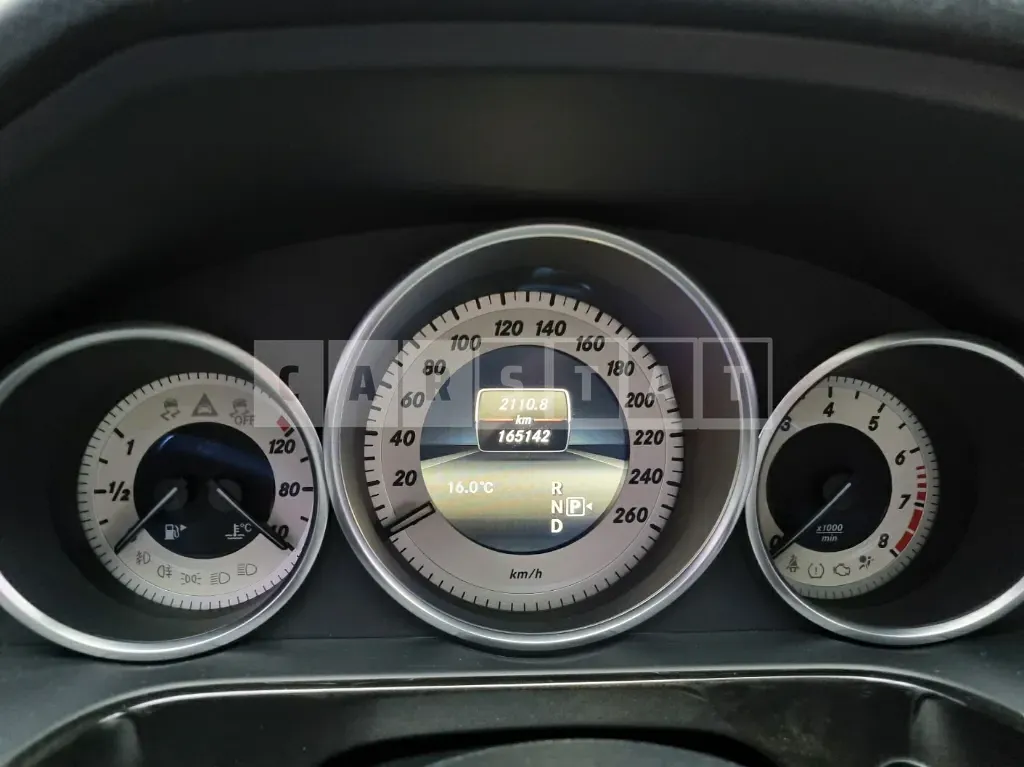 Photo 2 of 10: 2014 Mercedes-Benz E300 4Matic — Korean insurance auction