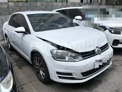 Photo 1 of 17: 2014 Volkswagen Golf 1.6 TDI BMT — Korean insurance auction