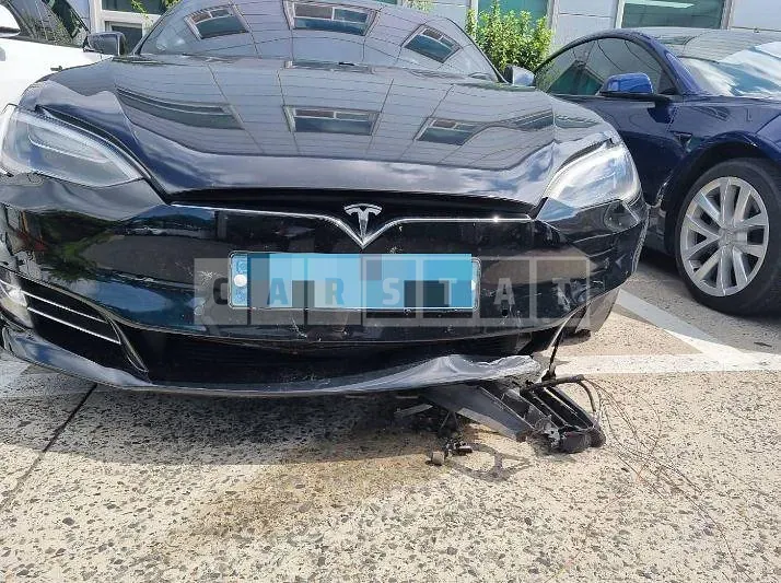 Photo 2 of 30: 2018 Tesla Model S 100d — Korean insurance auction