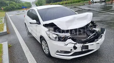 Photo 1 of 28: 2015 Kia K3 1.6 — Korean insurance auction