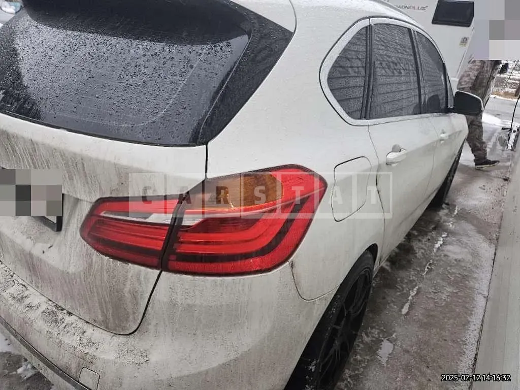 Photo 2 of 14: 2019 BMW Active Tourer Luxury — Korean insurance auction