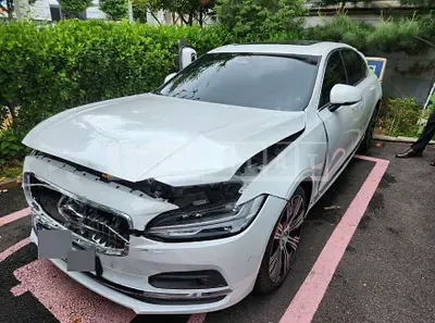 Photo 1 of 5: 2024 Volvo S90B6 AWD — Korean insurance auction