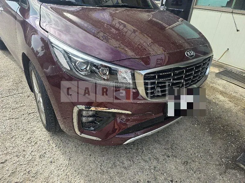Photo 3 of 3: 2019 Kia (parts) Carnival Headlamp — Korean insurance auction