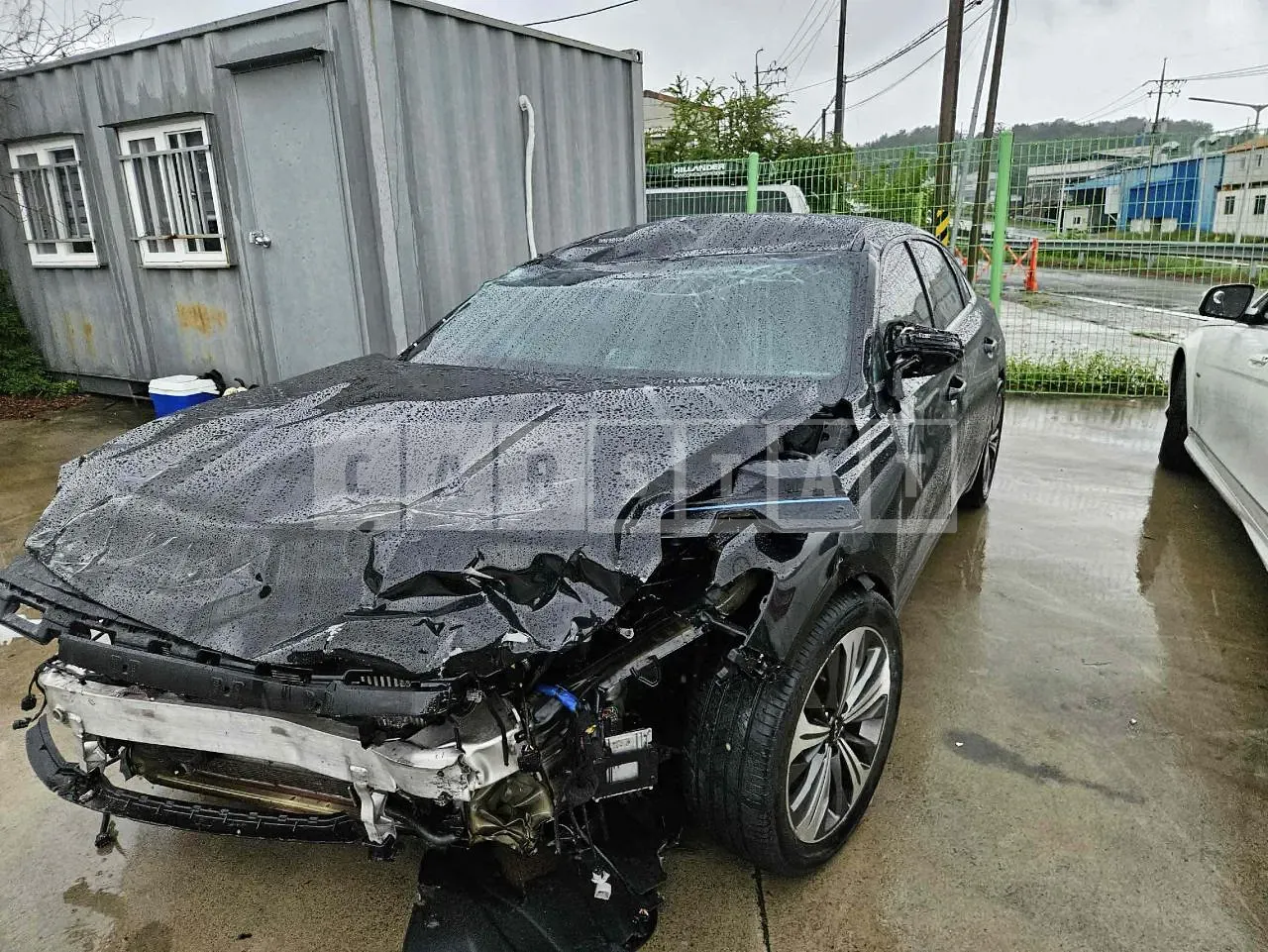 Photo 2 of 14: 2022 Kia K8 Hybrid, VIN KNAM6411BNA020632 — Korean insurance auction