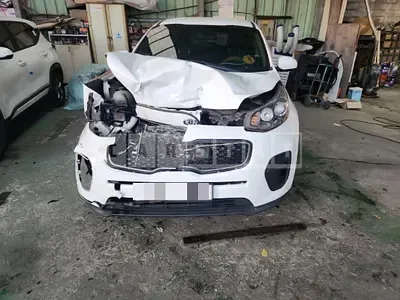Photo 1 of 21: 2016 Kia Sportage 1.7 — Korean insurance auction